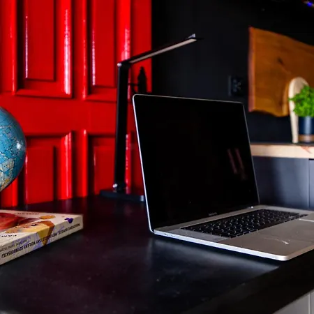 Retro Active, W Centrum, Przy Kampusie * Łódź